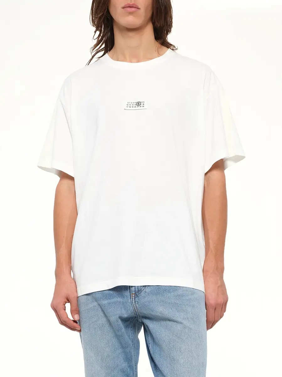 MM6 MAISON MARGIELA Mm6 Patch T-shirt in Off White | Thumbnail 6 MM6 MAISON MARGIELA Mm6 Patch T-shirt in Off White | Thumbnail 6