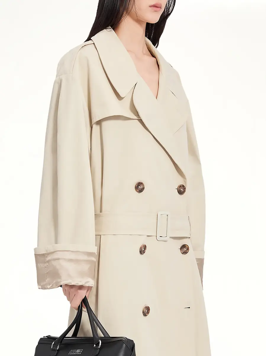 MM6 MAISON MARGIELA Trench Coat in Ecrù | Thumbnail 3 MM6 MAISON MARGIELA Trench Coat in Ecrù | Thumbnail 3