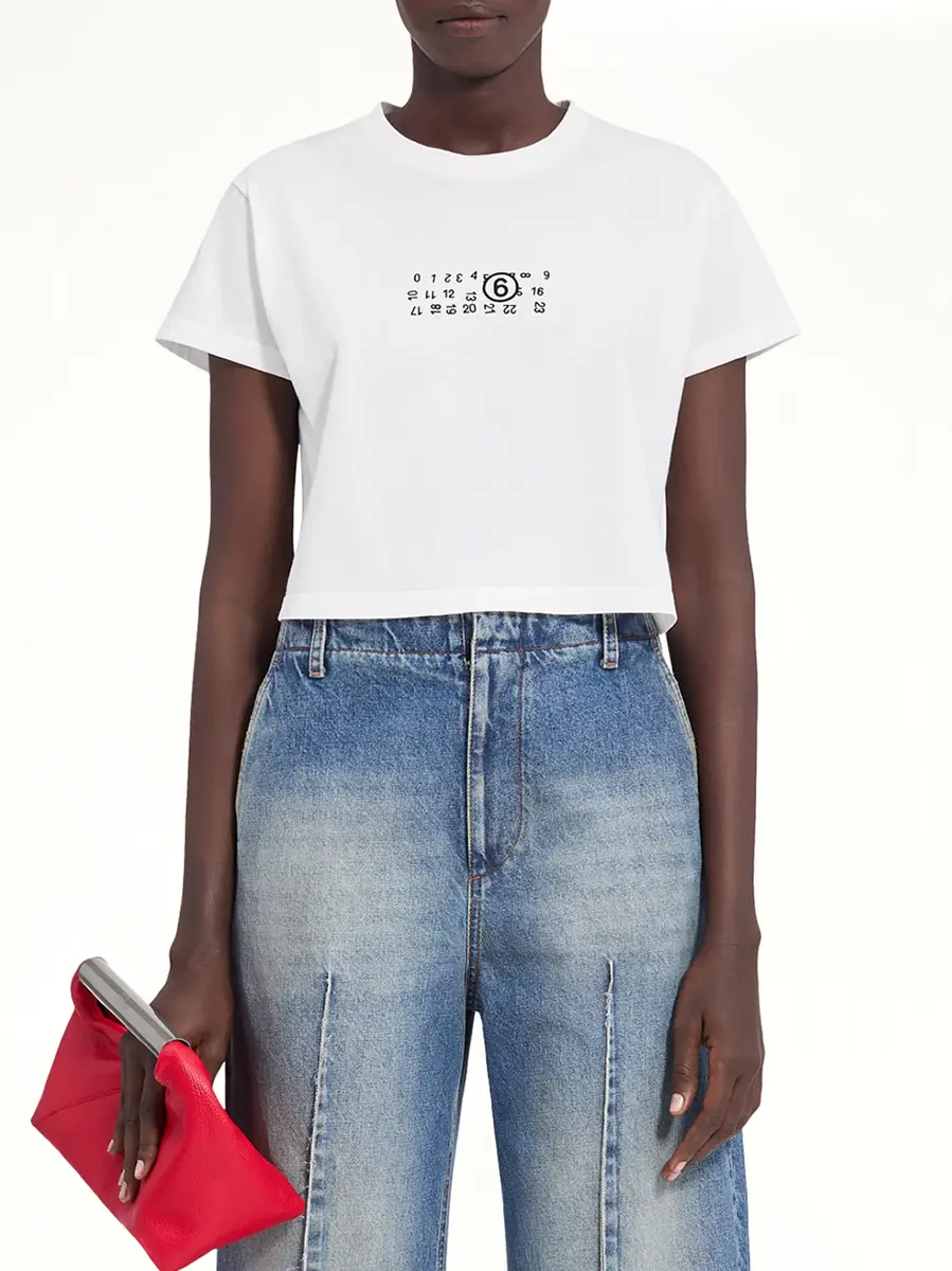 MM6 MAISON MARGIELA Mm6 Logo T-shirt in Off White | Thumbnail 6 MM6 MAISON MARGIELA Mm6 Logo T-shirt in Off White | Thumbnail 6