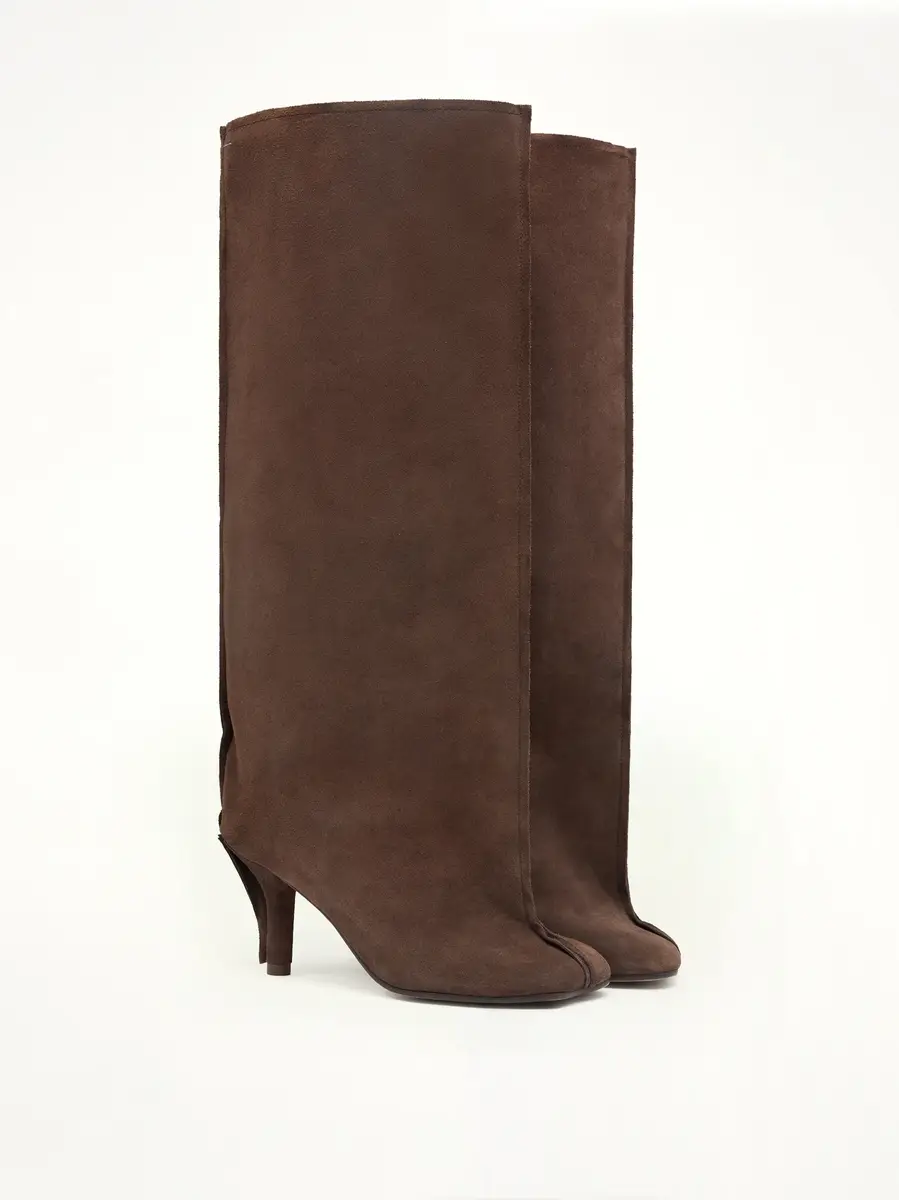 MM6 MAISON MARGIELA Knee-high Boot in Dark Brown | Thumbnail 2 MM6 MAISON MARGIELA Knee-high Boot in Dark Brown | Thumbnail 2
