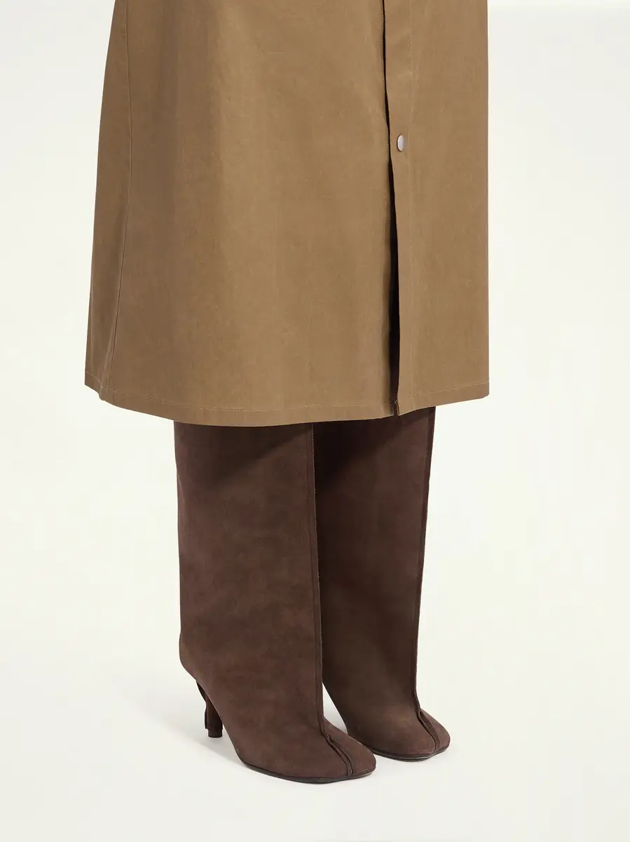 MM6 MAISON MARGIELA Knee-high Boot in Dark Brown | Thumbnail 3 MM6 MAISON MARGIELA Knee-high Boot in Dark Brown | Thumbnail 3