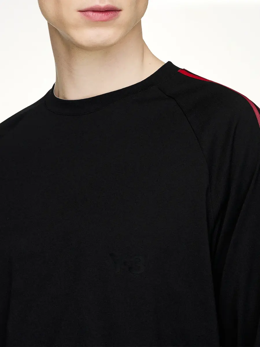 Y-3 Gradient 3 Stripe LS T-shirt in Black/red | Thumbnail 7 Y-3 Gradient 3 Stripe LS T-shirt in Black/red | Thumbnail 7