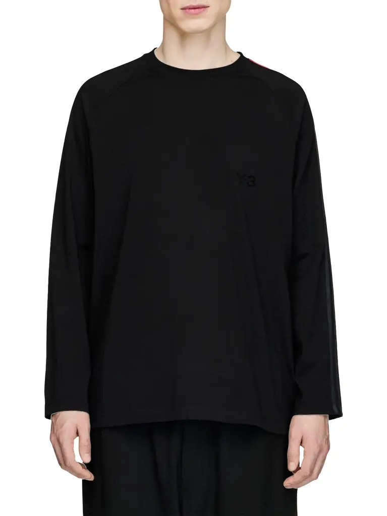 Gradient 3 Stripe LS T-shirt in Black/red Gradient 3 Stripe LS T-shirt in Black/red