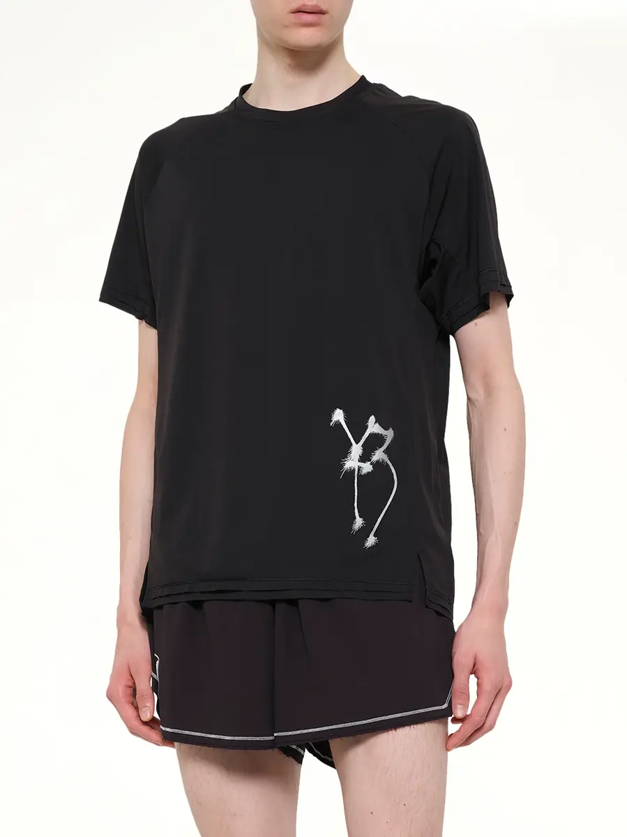 Y-3 3 Stripe Graphic Run T-shirt | Thumbnail 6 Y-3 3 Stripe Graphic Run T-shirt | Thumbnail 6