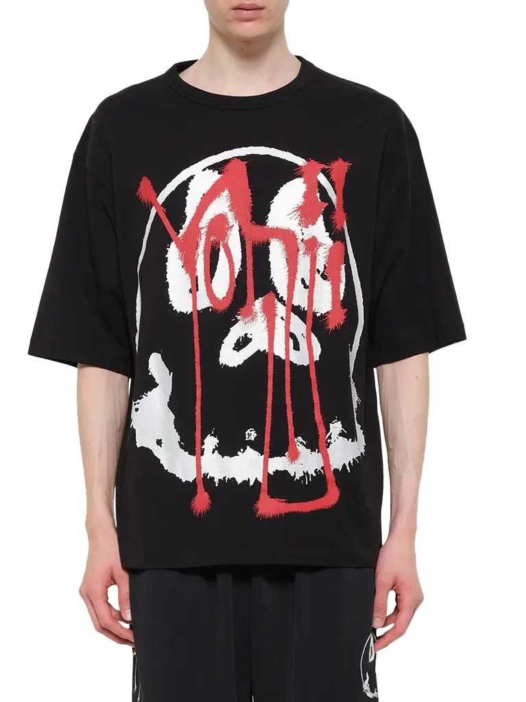 Skull Graphic T-shirt in Black/red Skull Graphic T-shirt in Black/red