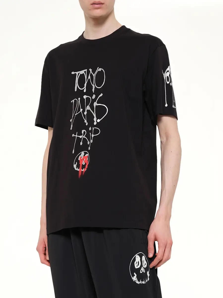 Y-3 City Graphic T-shirt in Black/red | Thumbnail 6