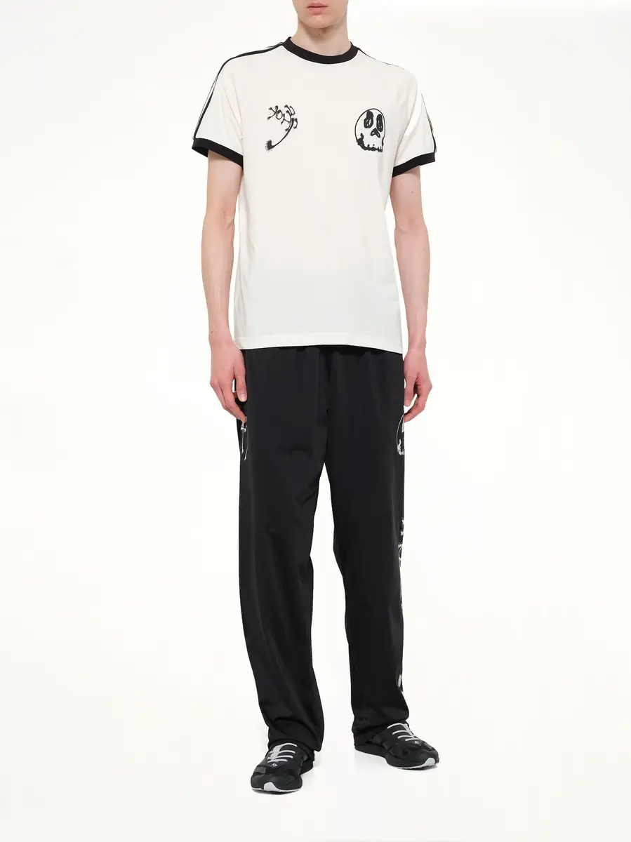 Y-3 Skull Graphic 3 Stripe T-shirt in Chalk White | Thumbnail 4 Y-3 Skull Graphic 3 Stripe T-shirt in Chalk White | Thumbnail 4