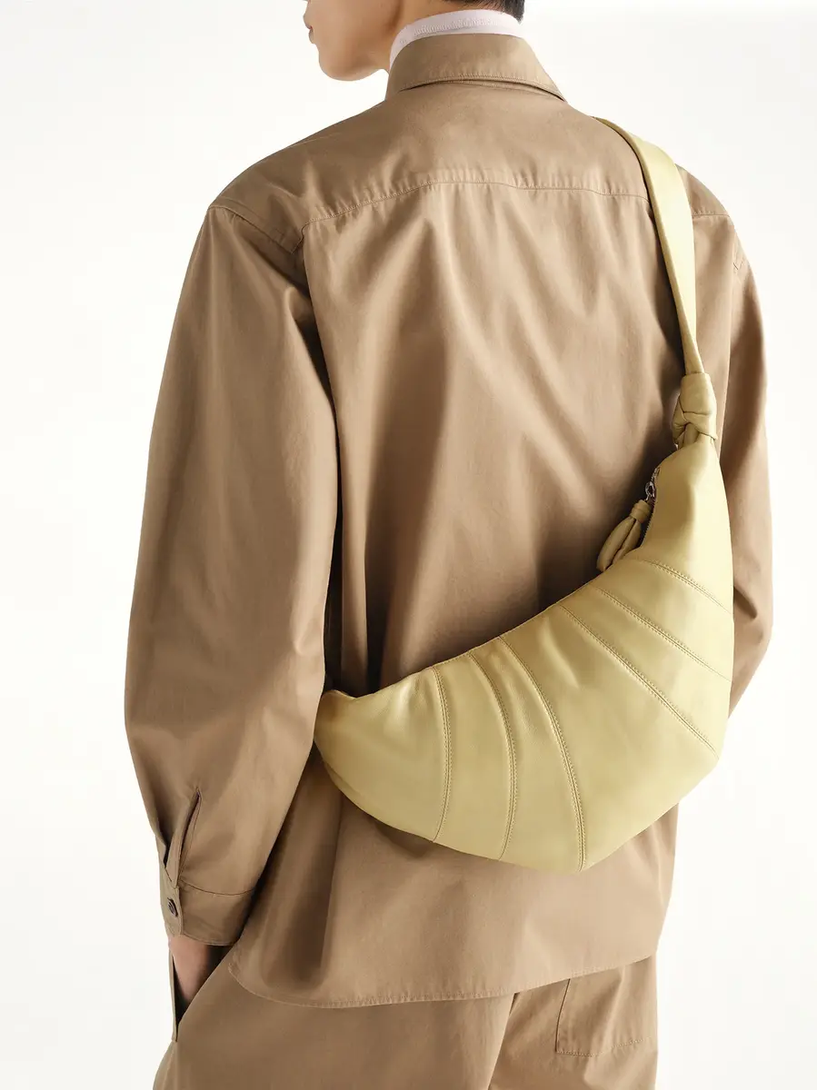 Lemaire Croissant Medium Soft Nappa Leather Bag in Sesame | Thumbnail 5 Lemaire Croissant Medium Soft Nappa Leather Bag in Sesame | Thumbnail 5