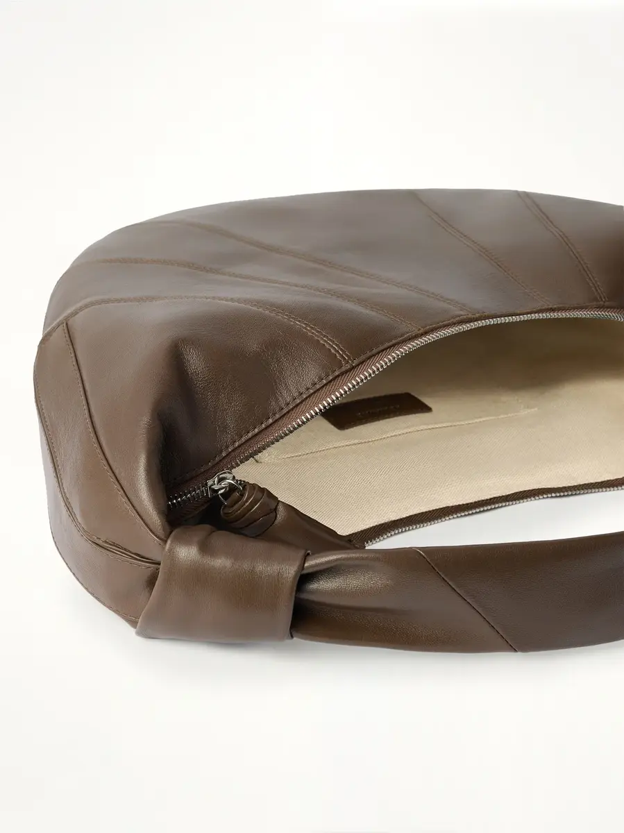 Lemaire Fortune Croissant Soft Nappa Leather Bag in Otter | Thumbnail 3 Lemaire Fortune Croissant Soft Nappa Leather Bag in Otter | Thumbnail 3