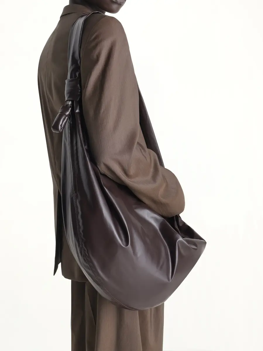 Lemaire Soft Croissant Large Paper Leather Bag in Dark Chocolate | Thumbnail 4 Lemaire Soft Croissant Large Paper Leather Bag in Dark Chocolate | Thumbnail 4