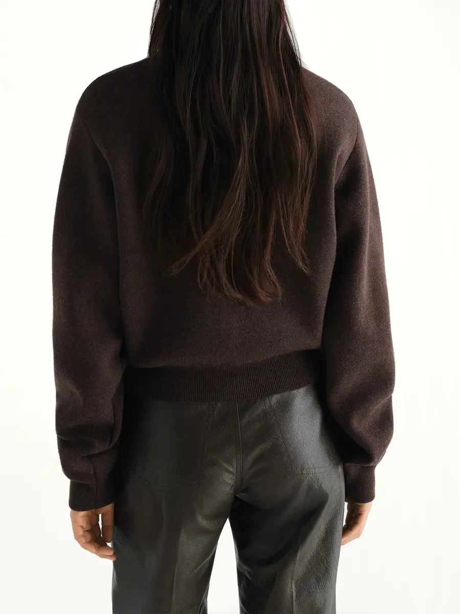 Lemaire Short Sweatshirt in Ganache | Thumbnail 5 Lemaire Short Sweatshirt in Ganache | Thumbnail 5