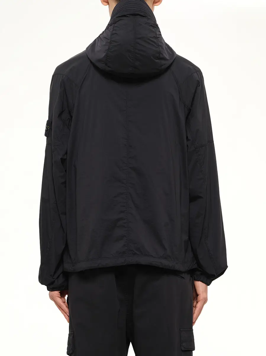 Stone Island Q100020 Ultra Light Nylon Stretch Jacket | Thumbnail 5 Stone Island Q100020 Ultra Light Nylon Stretch Jacket | Thumbnail 5