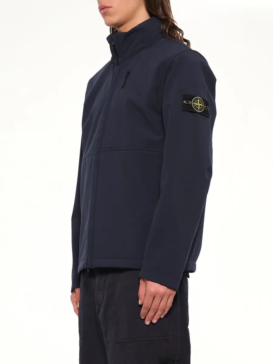 Stone Island Q100005 Soft Shell Light Jacket in Navy Blue | Thumbnail 3