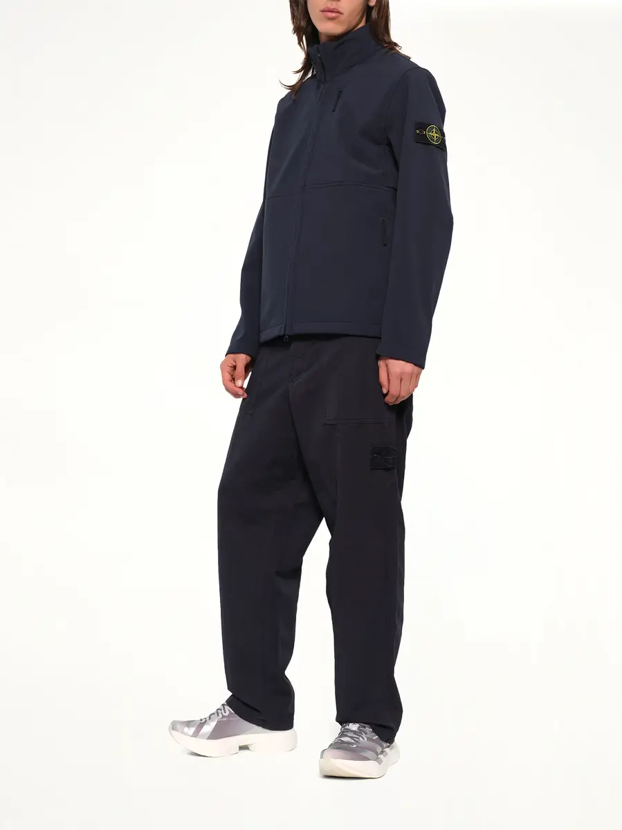 Stone Island Q100005 Soft Shell Light Jacket in Navy Blue | Thumbnail 4