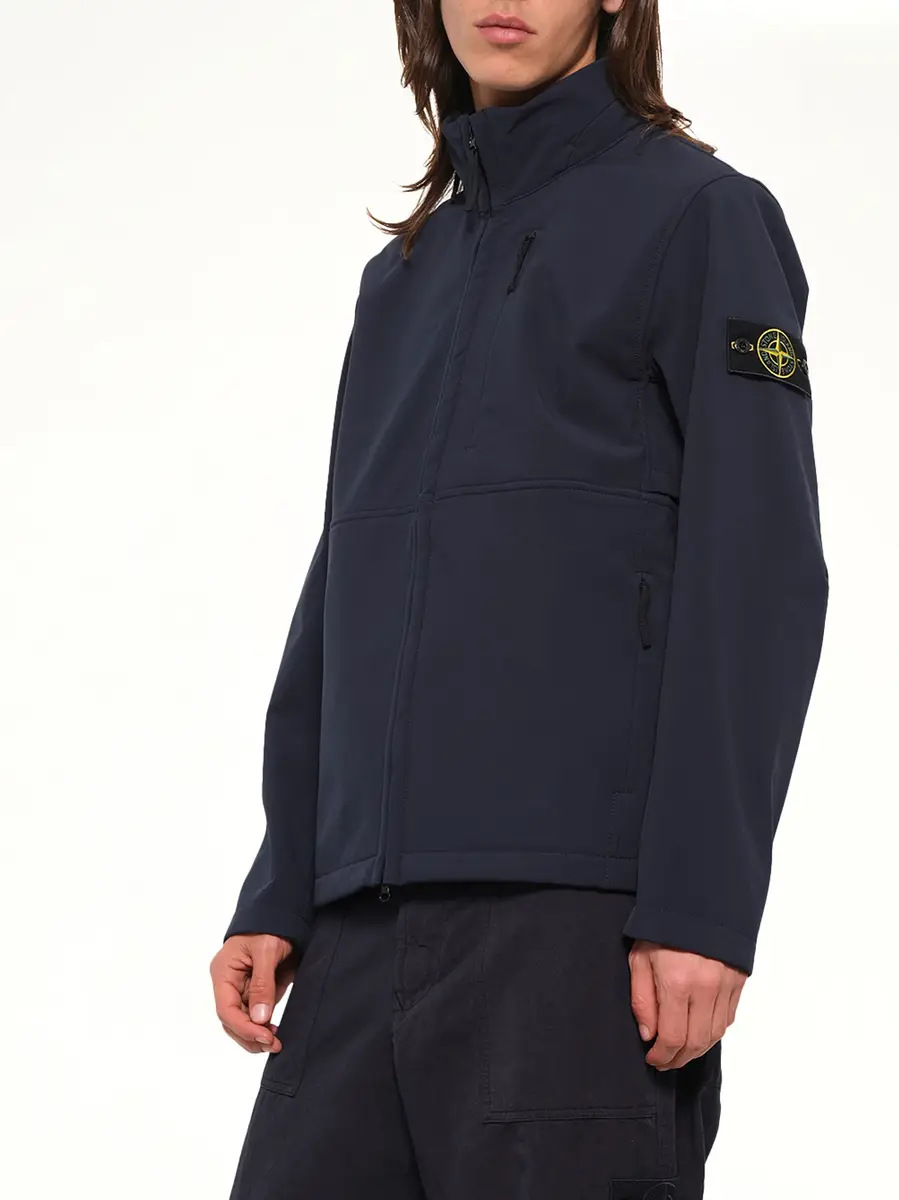Stone Island Q100005 Soft Shell Light Jacket in Navy Blue | Thumbnail 6