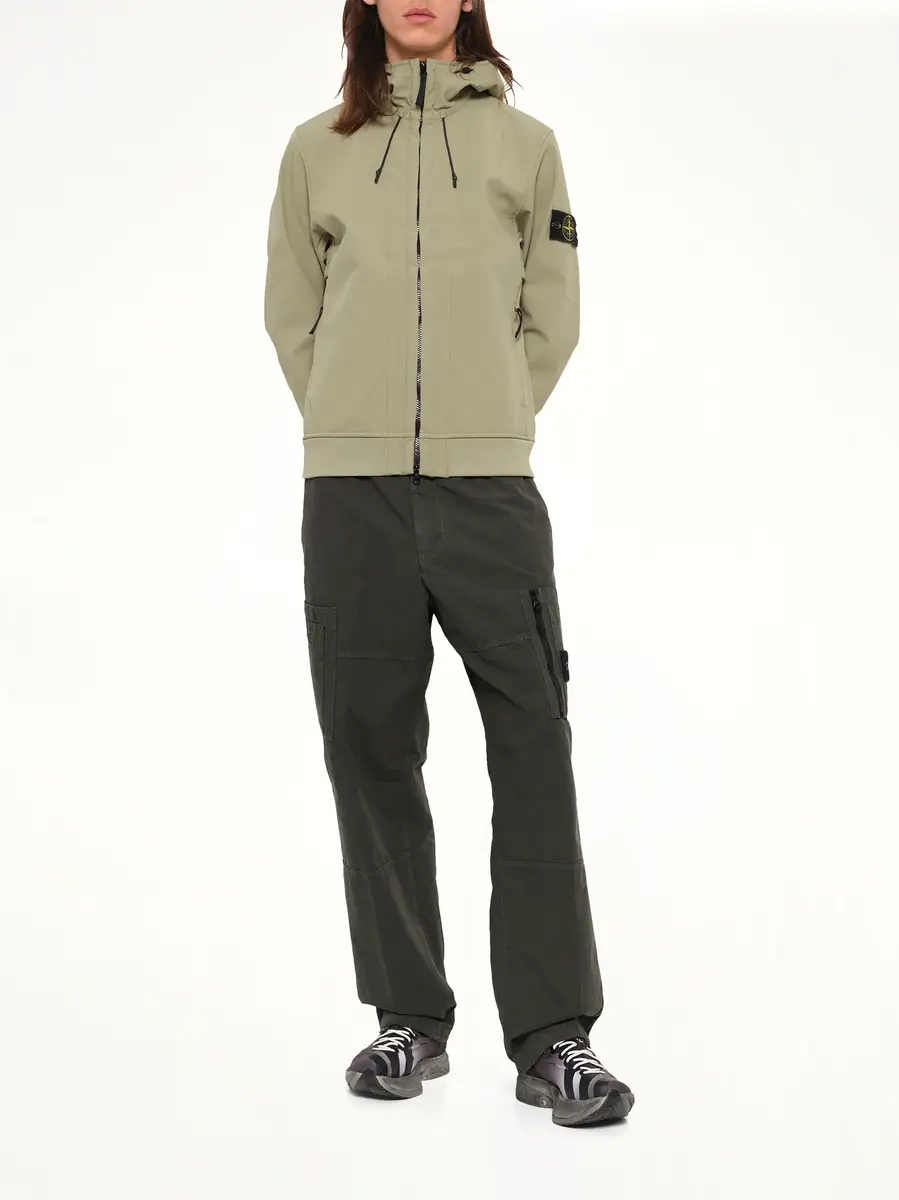 Stone Island Q100004 Soft Shell Hooded Jacket in Laurel Green | Thumbnail 4