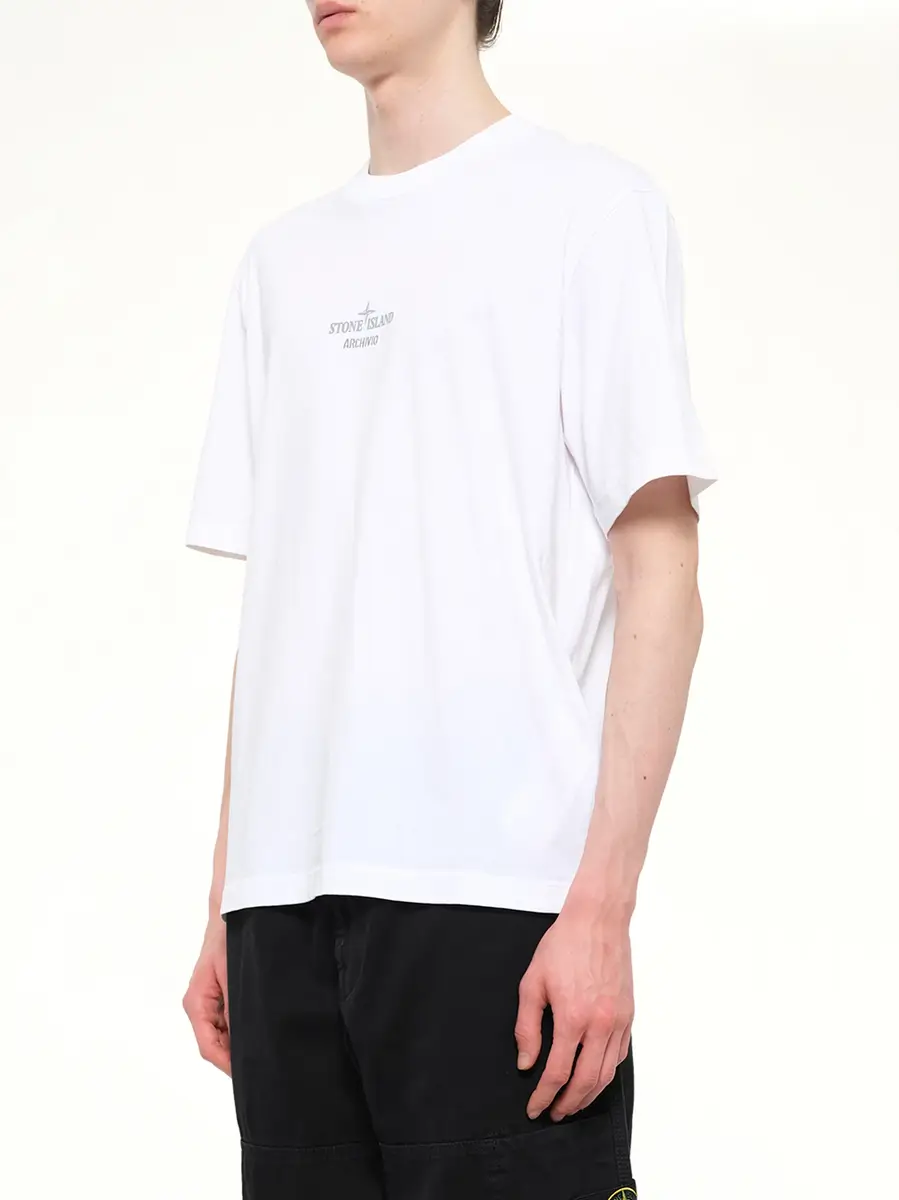 Stone Island 2100033 Cotton Logo T-shirt | Thumbnail 3 Stone Island 2100033 Cotton Logo T-shirt | Thumbnail 3