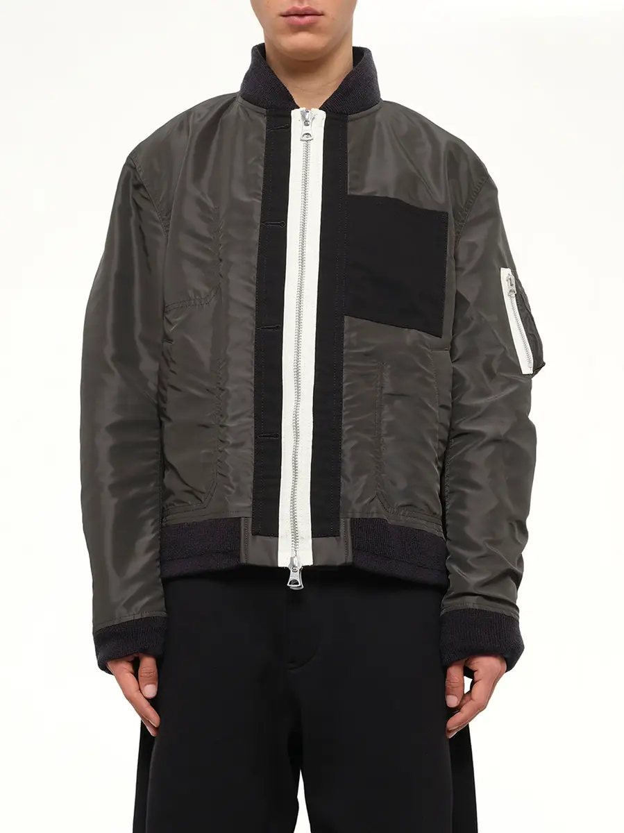 Sacai Nylon Twill x Rip Stop Reversible Blouson in Black/dark Khaki | Thumbnail 8