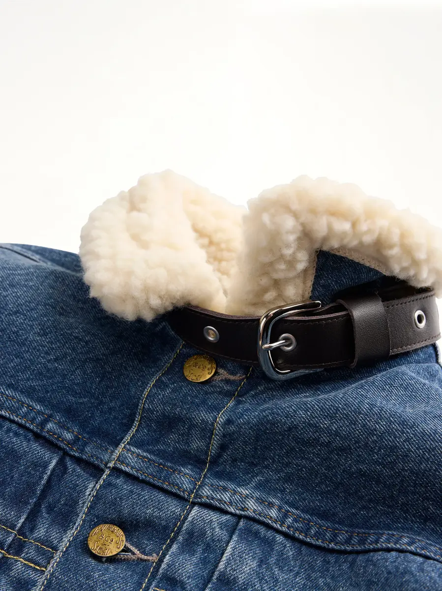 Sacai Sacai x Levi's Womens Sherpa Denim Jacket in Washed Indigo | Thumbnail 3 Sacai Sacai x Levi's Womens Sherpa Denim Jacket in Washed Indigo | Thumbnail 3