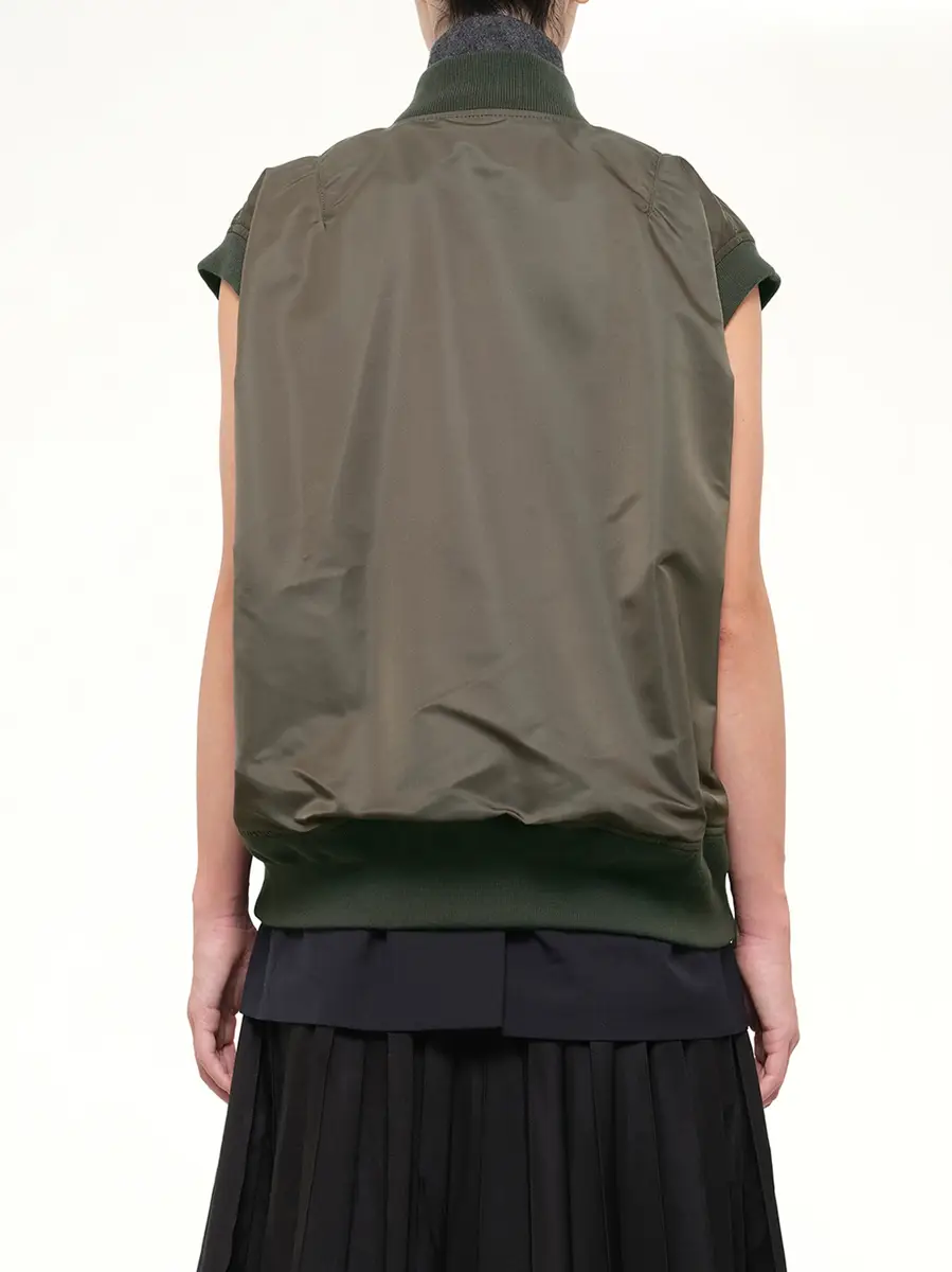 Sacai Nylon Twill x Suiting Vest in Navy/dark Khaki | Thumbnail 5 Sacai Nylon Twill x Suiting Vest in Navy/dark Khaki | Thumbnail 5