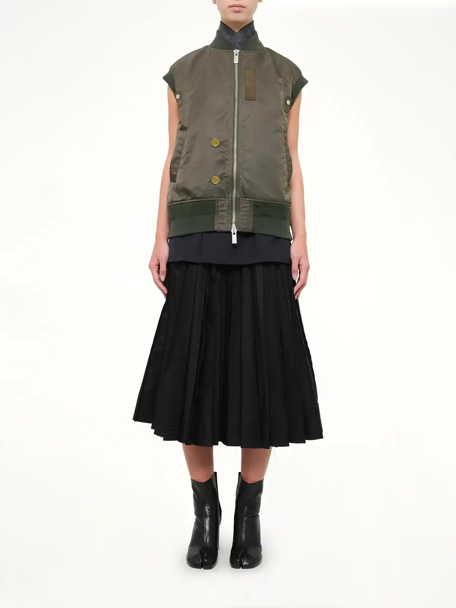 Sacai Nylon Twill x Suiting Vest in Navy/dark Khaki | Thumbnail 7 Sacai Nylon Twill x Suiting Vest in Navy/dark Khaki | Thumbnail 7