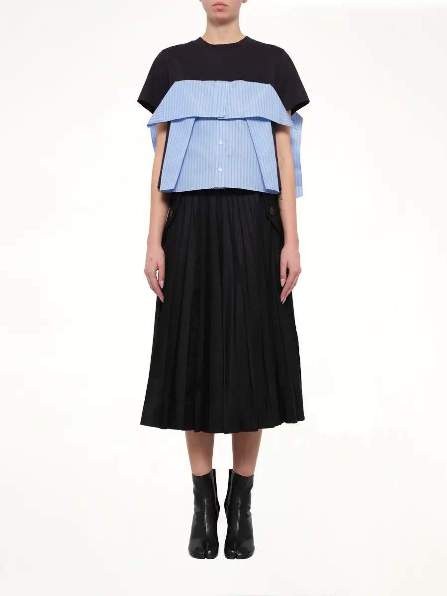 Sacai Poplin x Cotton Jersey T-shirt in Navy/blue Stripe | Thumbnail 7