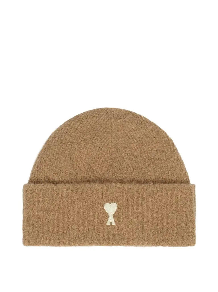 AMI PARIS Ami De Coeur Beanie in Light Beige
