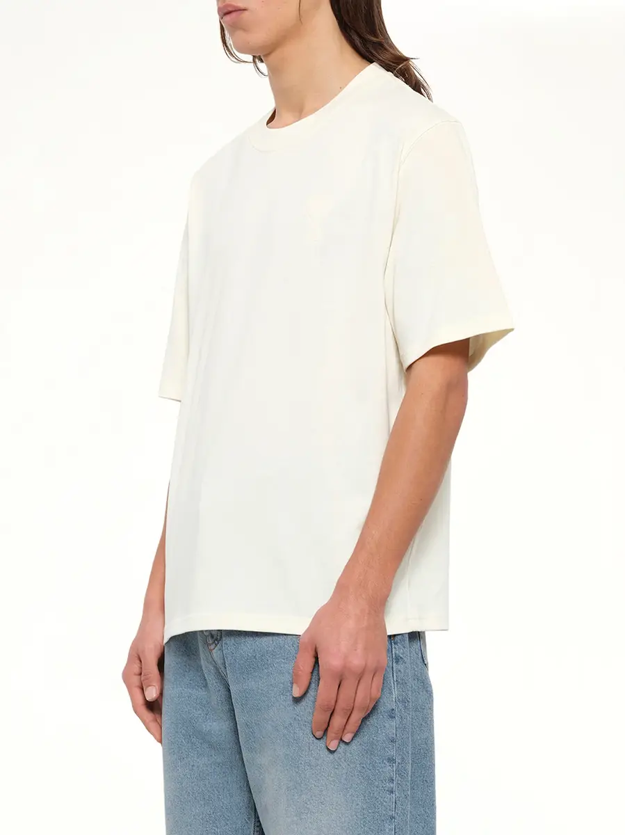 AMI PARIS Embossed Ami De Coeur T-shirt | Thumbnail 3