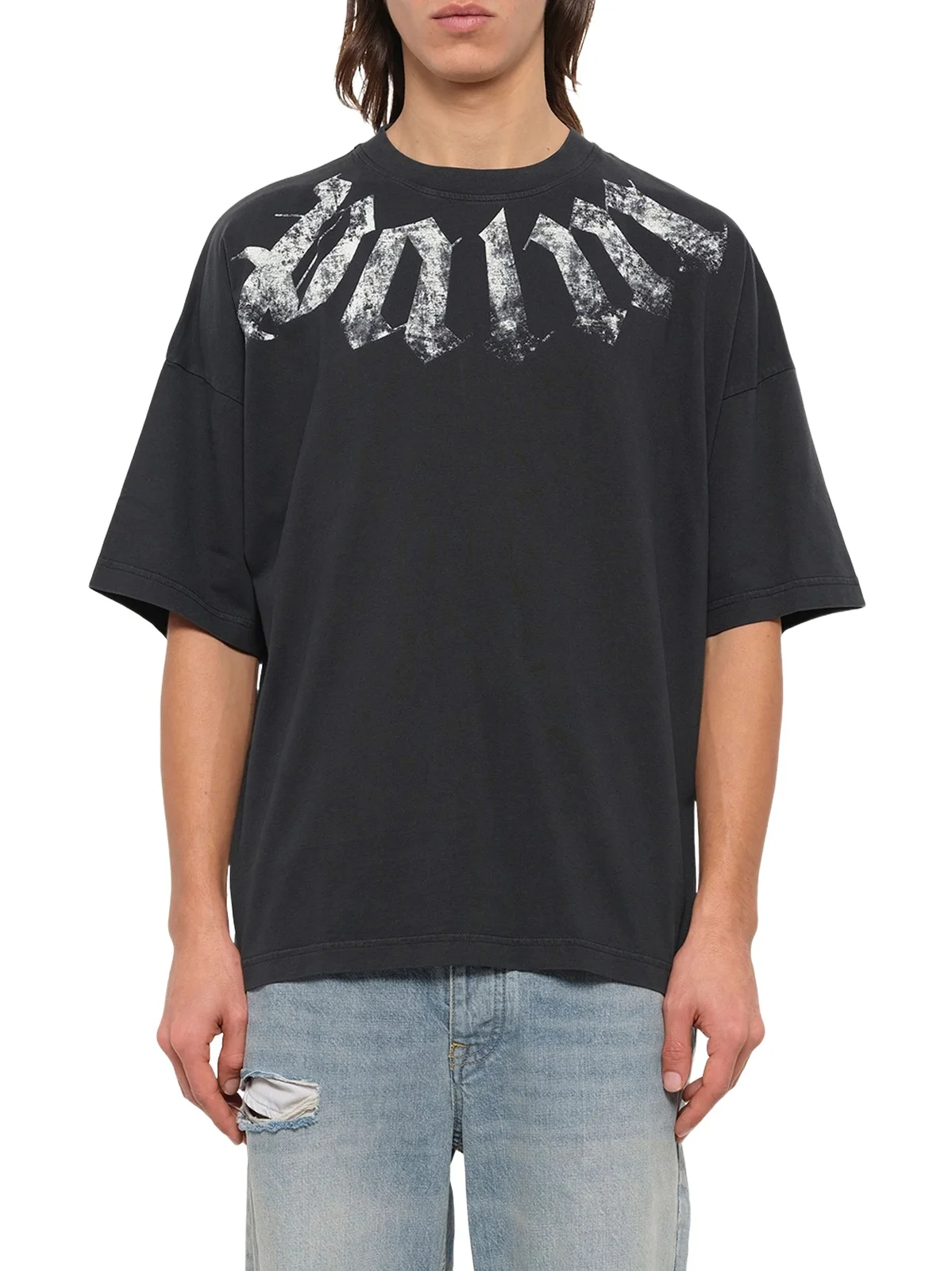 Big Neck Logo Loose T-shirt in Black/off White Big Neck Logo Loose T-shirt in Black/off White