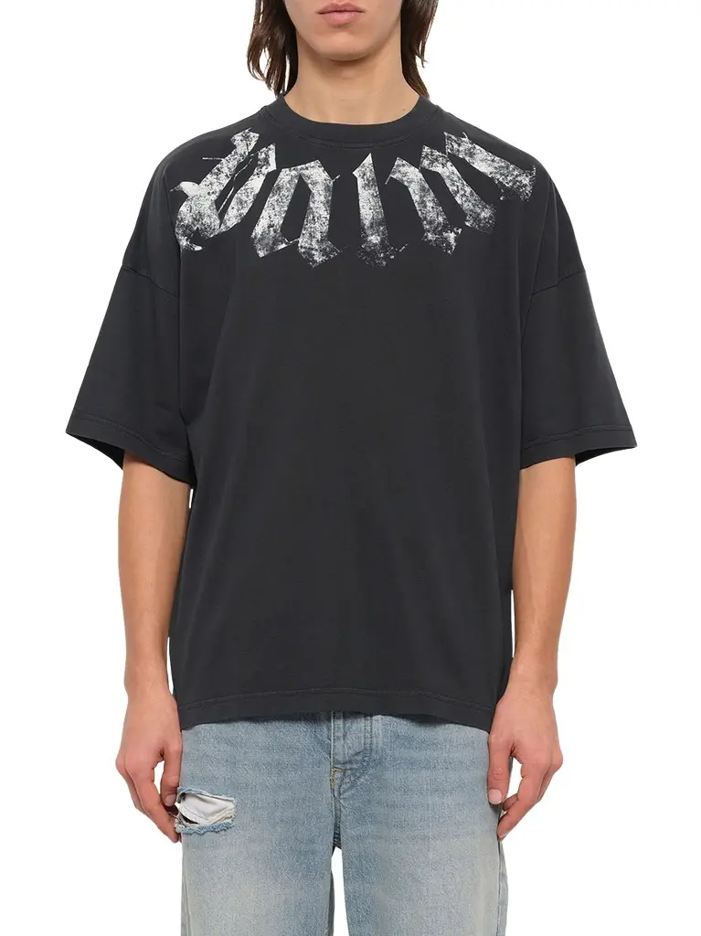 Big Neck Logo Loose T-shirt in Black/off White