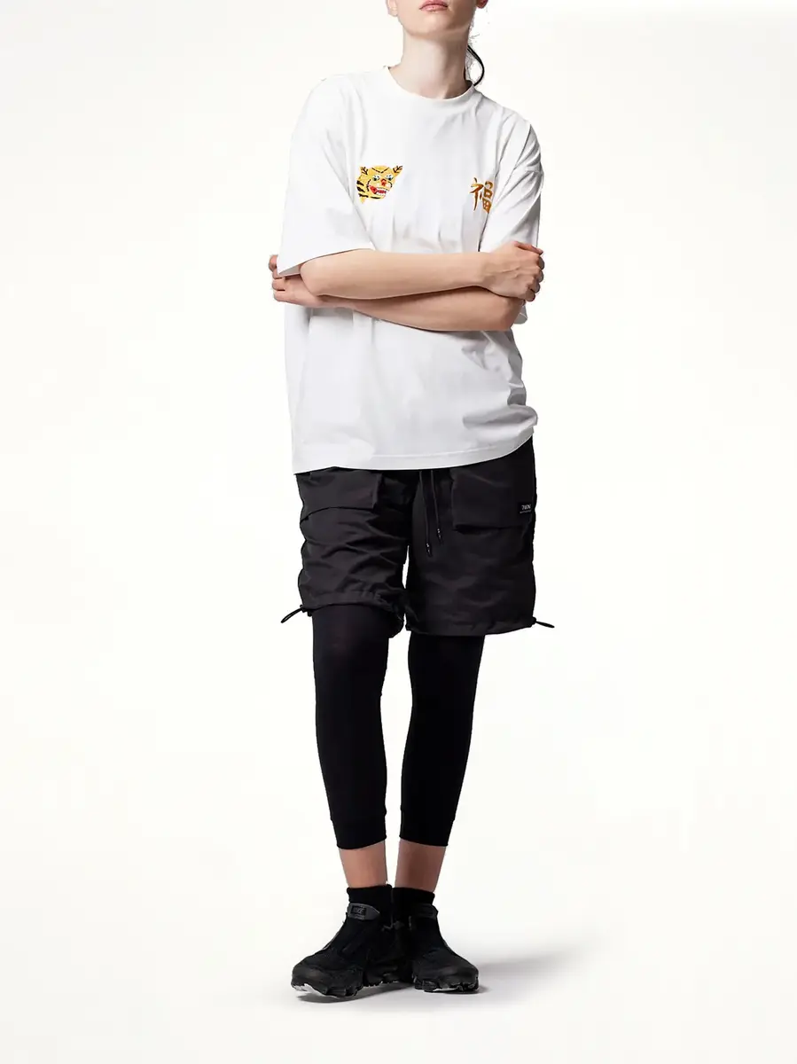 TAION Front Side Embroidery Tiger T-shirt in Off White | Thumbnail 7 TAION Front Side Embroidery Tiger T-shirt in Off White | Thumbnail 7