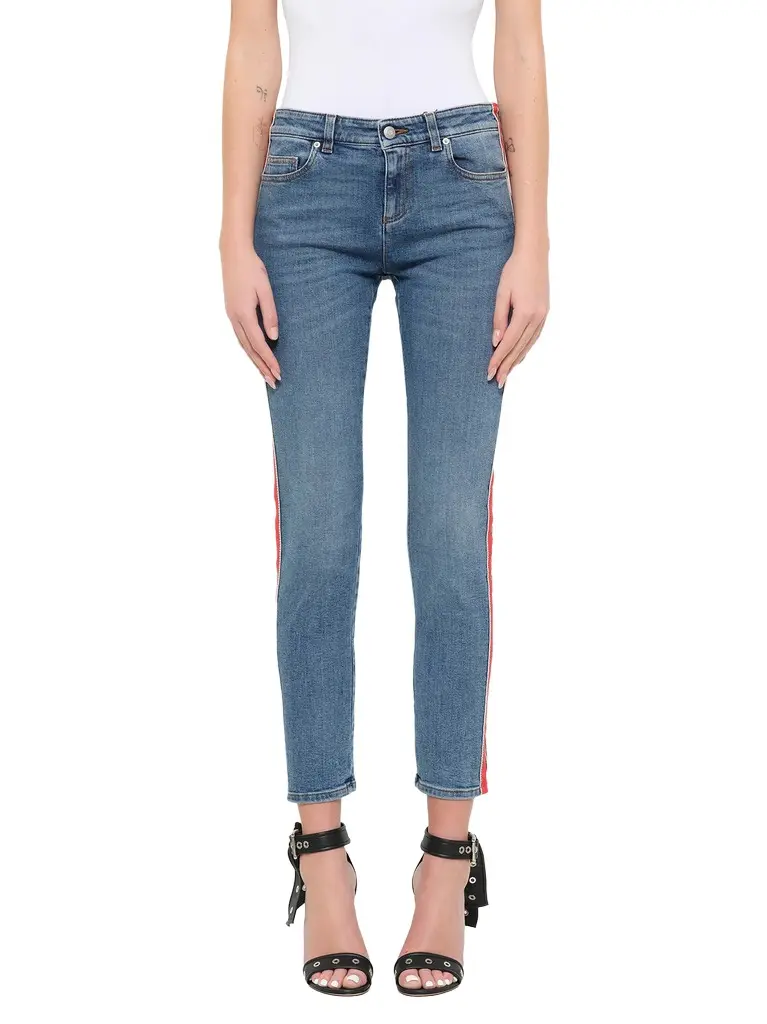 Kuroki Fit Denim Pants Kuroki Fit Denim Pants