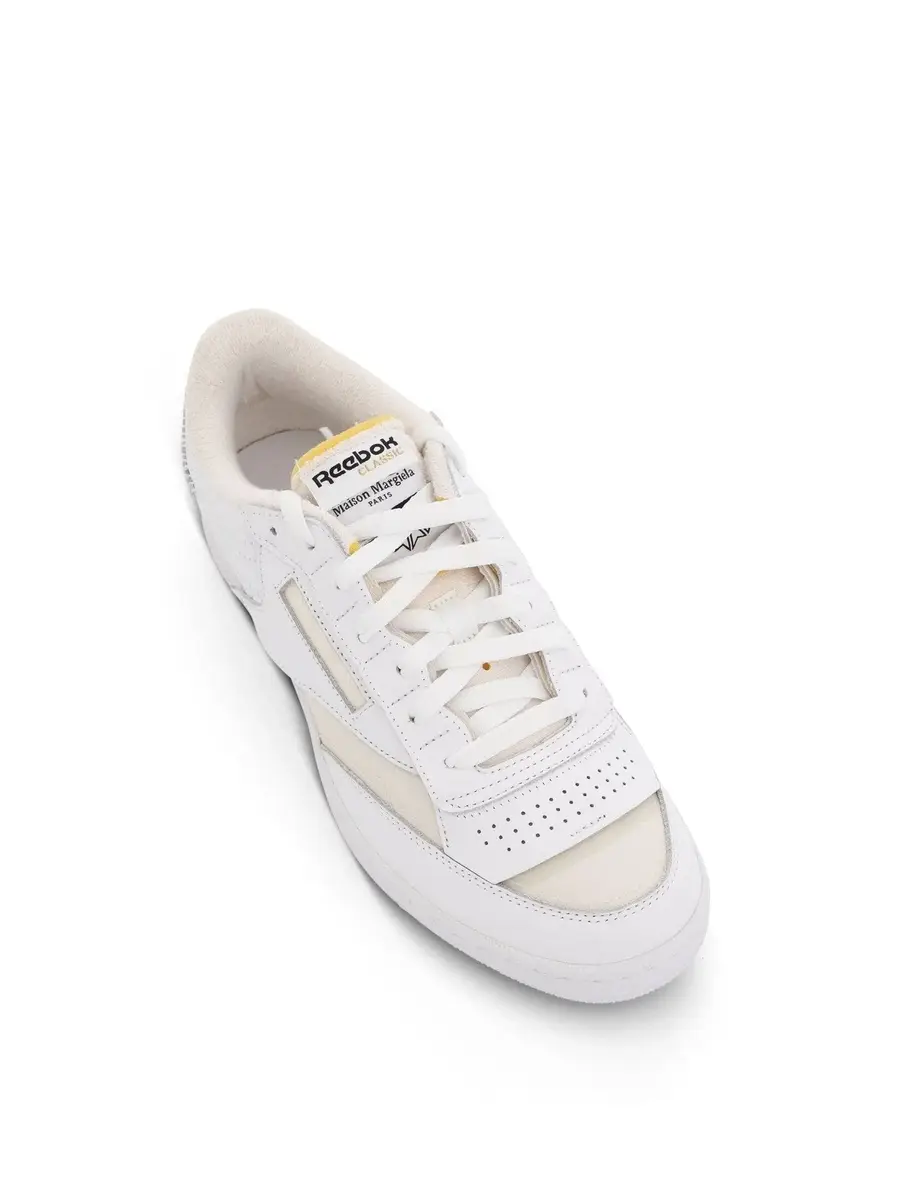 Maison Margiela Maison Margiela x Reebok Sneakers in White/orange | Thumbnail 4 Maison Margiela Maison Margiela x Reebok Sneakers in White/orange | Thumbnail 4