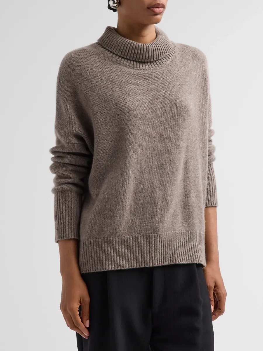 Lisa Yang Women's Heidi Relaxed-Fit Cashmere Sweater | Thumbnail 4 Lisa Yang Women's Heidi Relaxed-Fit Cashmere Sweater | Thumbnail 4