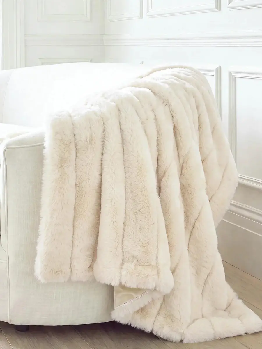 Gorski Textured Faux-Fur Throw Blanket | Thumbnail 4 Gorski Textured Faux-Fur Throw Blanket | Thumbnail 4