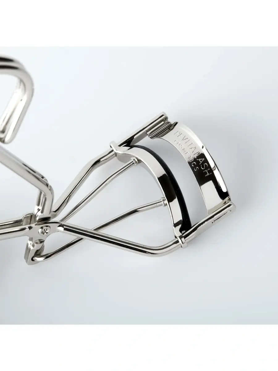 RevitaLash Cosmetics Women's Signature Eyelash Curler | Thumbnail 3 RevitaLash Cosmetics Women's Signature Eyelash Curler | Thumbnail 3