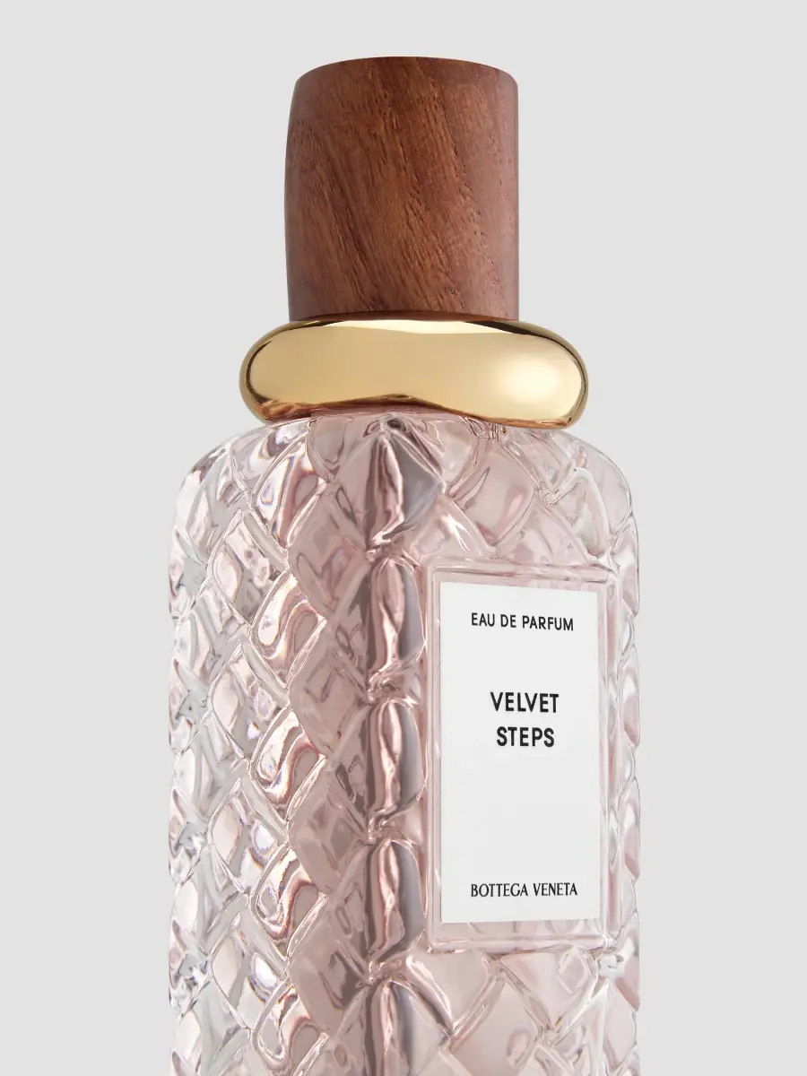 Bottega Veneta Velvet Steps Eau de Parfum | Thumbnail 2