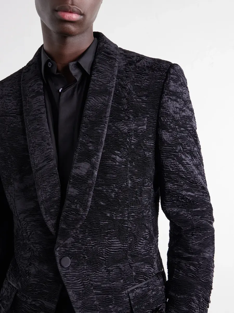 Tom Ford Astracan Plissé Silk Tuxedo Jacket - Men | Thumbnail 5 Tom Ford Astracan Plissé Silk Tuxedo Jacket - Men | Thumbnail 5