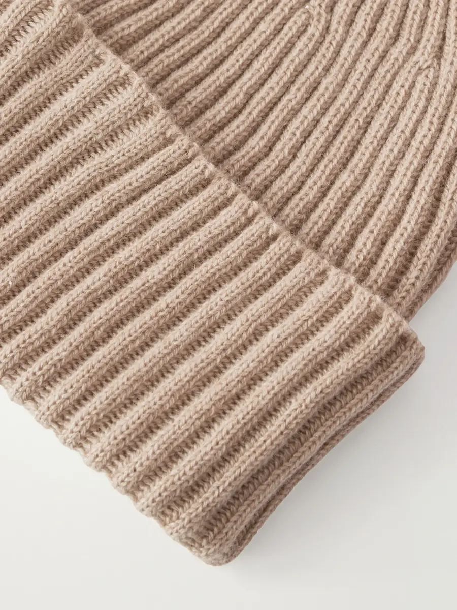 Brunello Cucinelli Ribbed Cashmere Beanie - Men | Thumbnail 4 Brunello Cucinelli Ribbed Cashmere Beanie - Men | Thumbnail 4