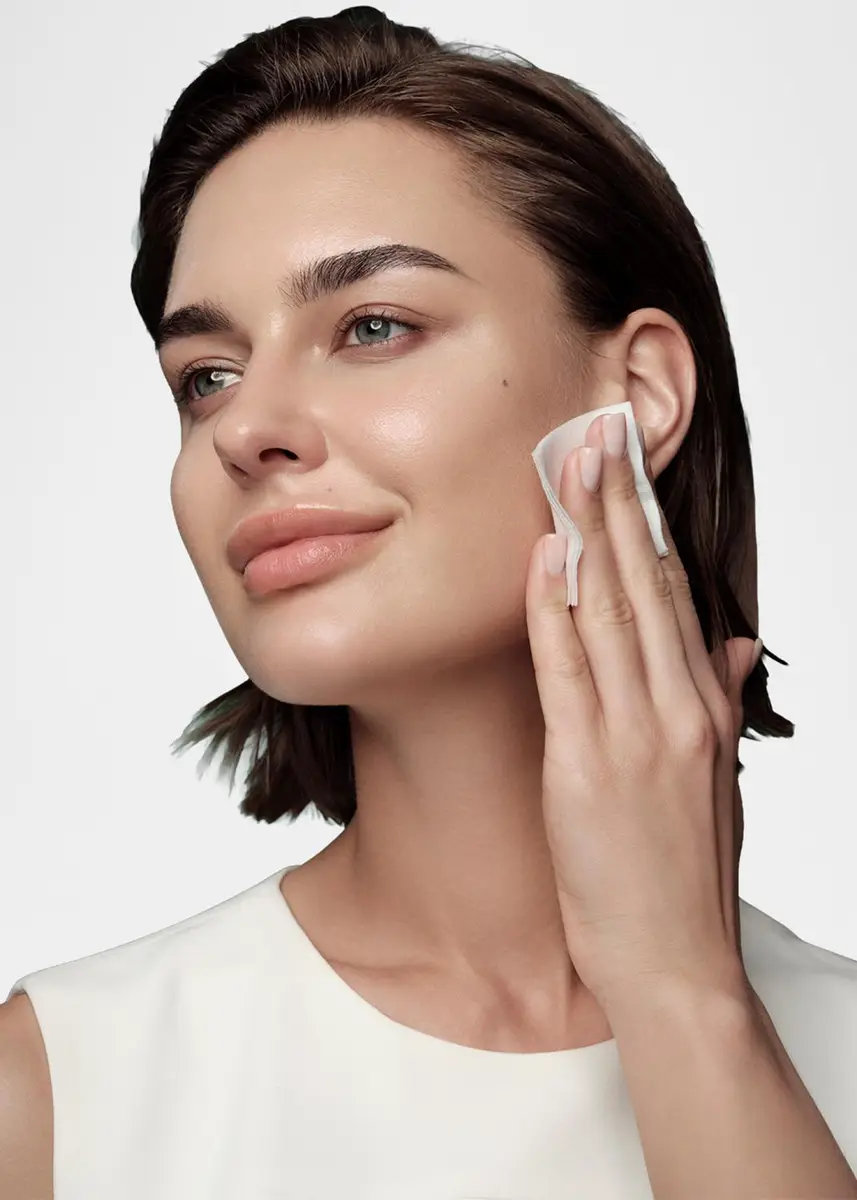 RéVive Renewal Refreshing Balancing Toner, 4 oz. | Thumbnail 3 RéVive Renewal Refreshing Balancing Toner, 4 oz. | Thumbnail 3
