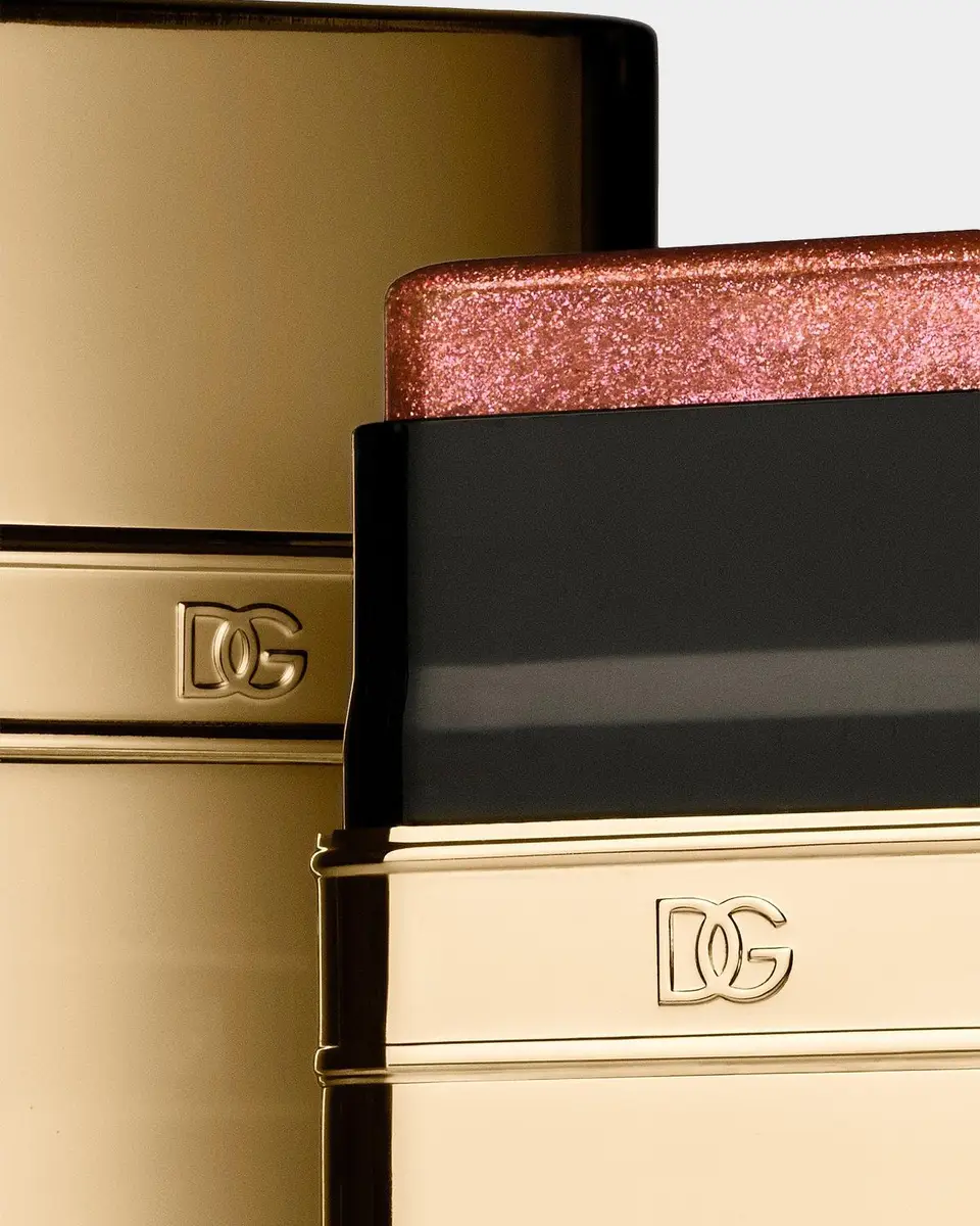 Dolce & Gabbana Beauty Glazelighter Glowpalescent All Over Highlighter | Thumbnail 5 Dolce & Gabbana Beauty Glazelighter Glowpalescent All Over Highlighter | Thumbnail 5