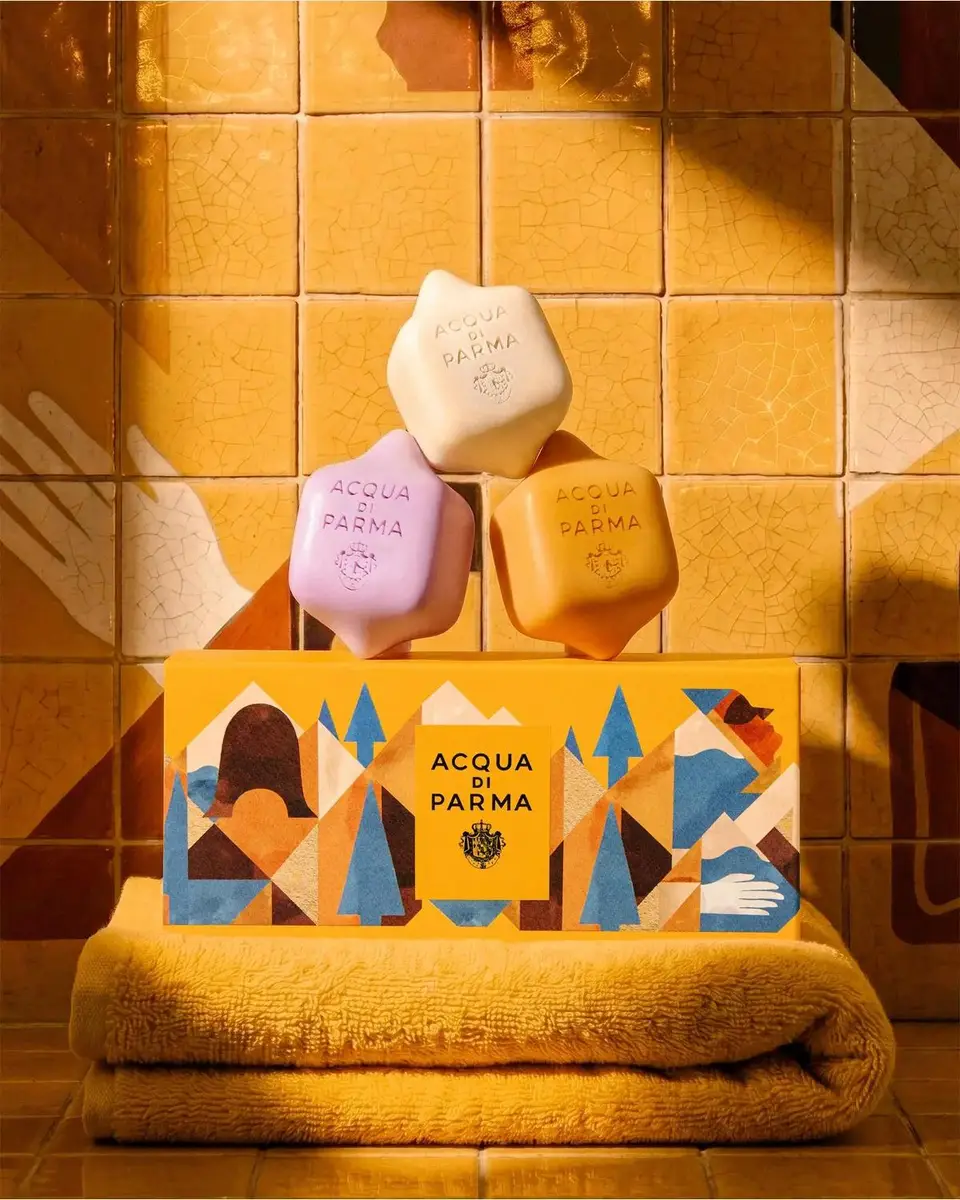 Acqua di Parma 3-Piece Scented Soap Gift Set | Thumbnail 3 Acqua di Parma 3-Piece Scented Soap Gift Set | Thumbnail 3