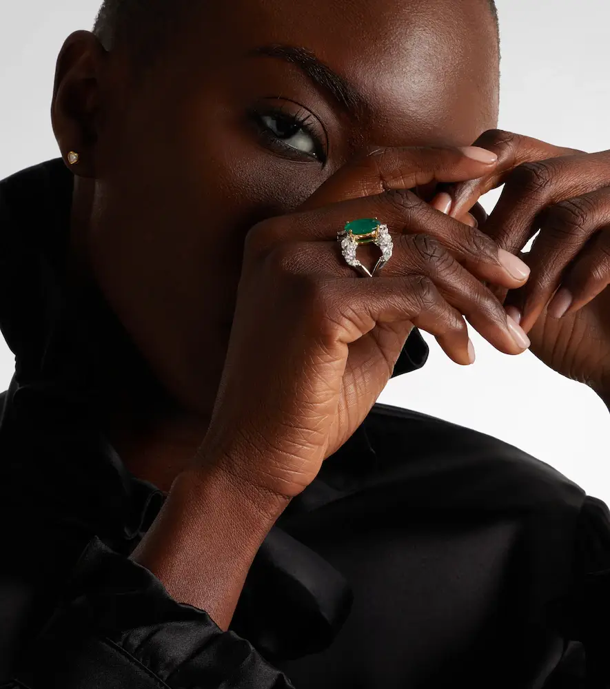 YEPREM Reign Supreme 18kt white and yellow gold ring with emerald and diamonds | Thumbnail 2
