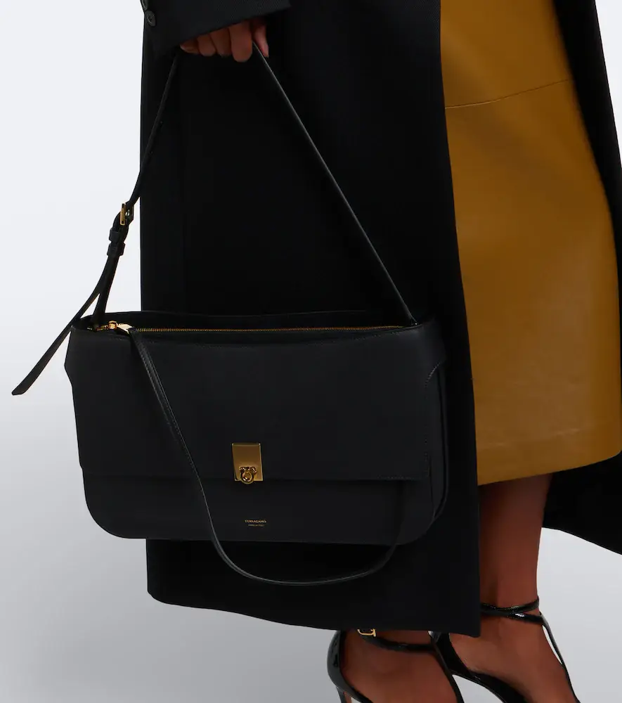 Ferragamo Cara Medium leather shoulder bag | Thumbnail 4 Ferragamo Cara Medium leather shoulder bag | Thumbnail 4