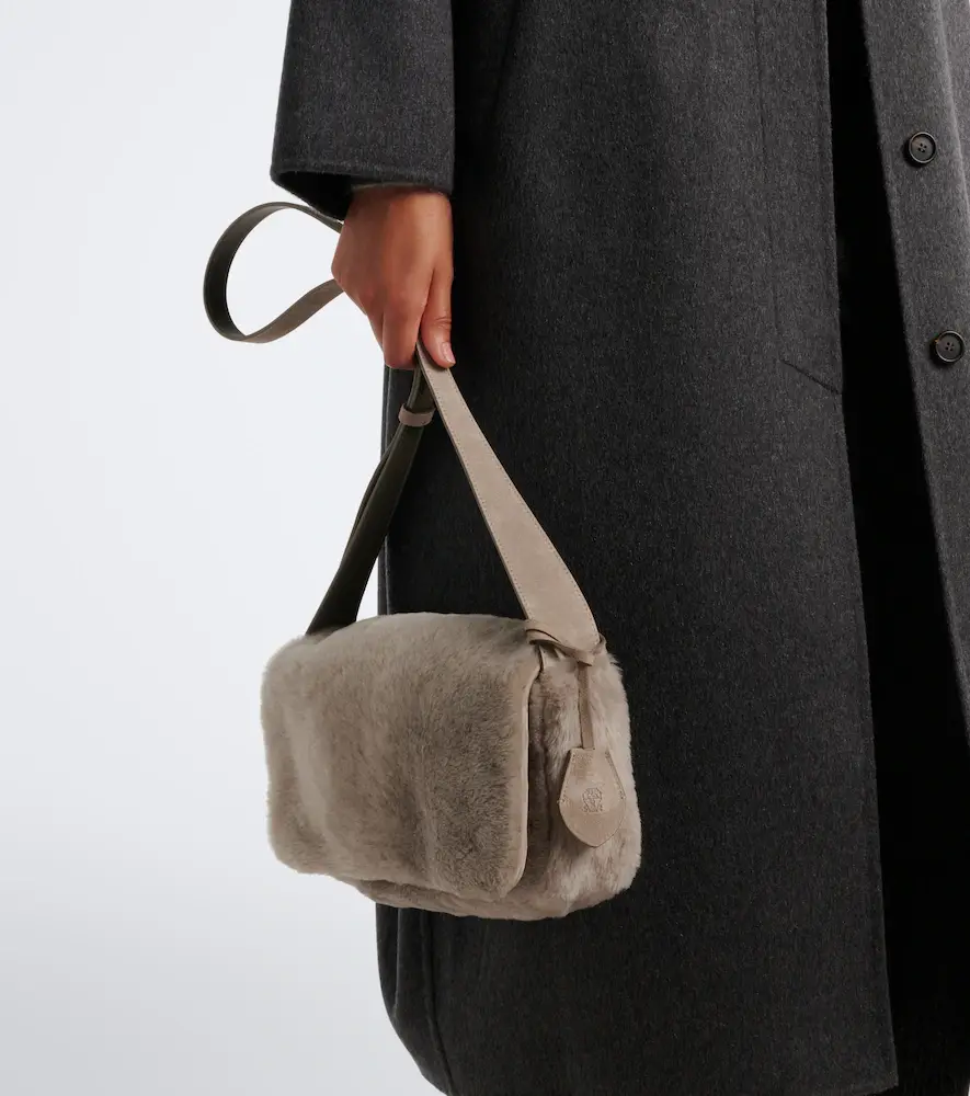 Brunello Cucinelli Medium shearling crossbody bag | Thumbnail 4 Brunello Cucinelli Medium shearling crossbody bag | Thumbnail 4
