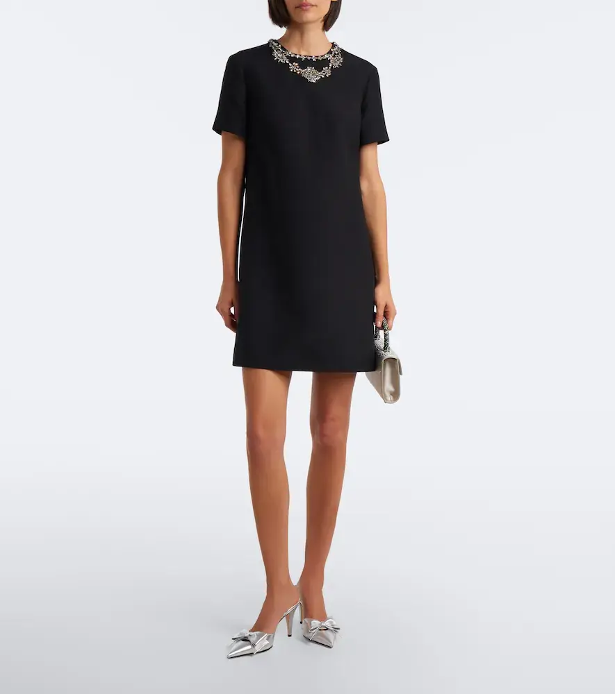 Roger Vivier Envelope embellished satin top-handle bag | Thumbnail 6 Roger Vivier Envelope embellished satin top-handle bag | Thumbnail 6