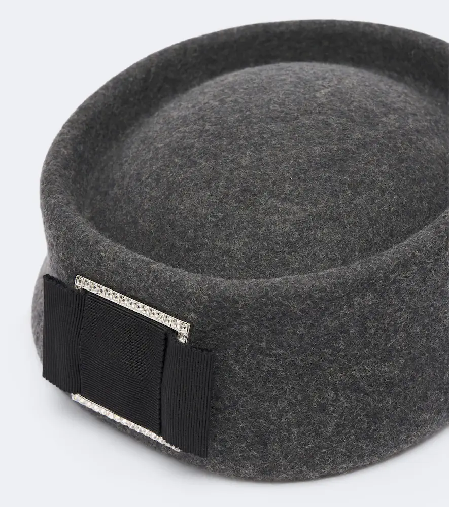 Roger Vivier Embellished wool felt hat | Thumbnail 2 Roger Vivier Embellished wool felt hat | Thumbnail 2