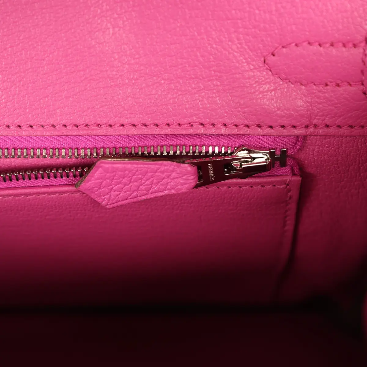 HERMÈS Hermes Birkin 25 Magnolia Clemence Palladium Hardware | Thumbnail 9 HERMÈS Hermes Birkin 25 Magnolia Clemence Palladium Hardware | Thumbnail 9