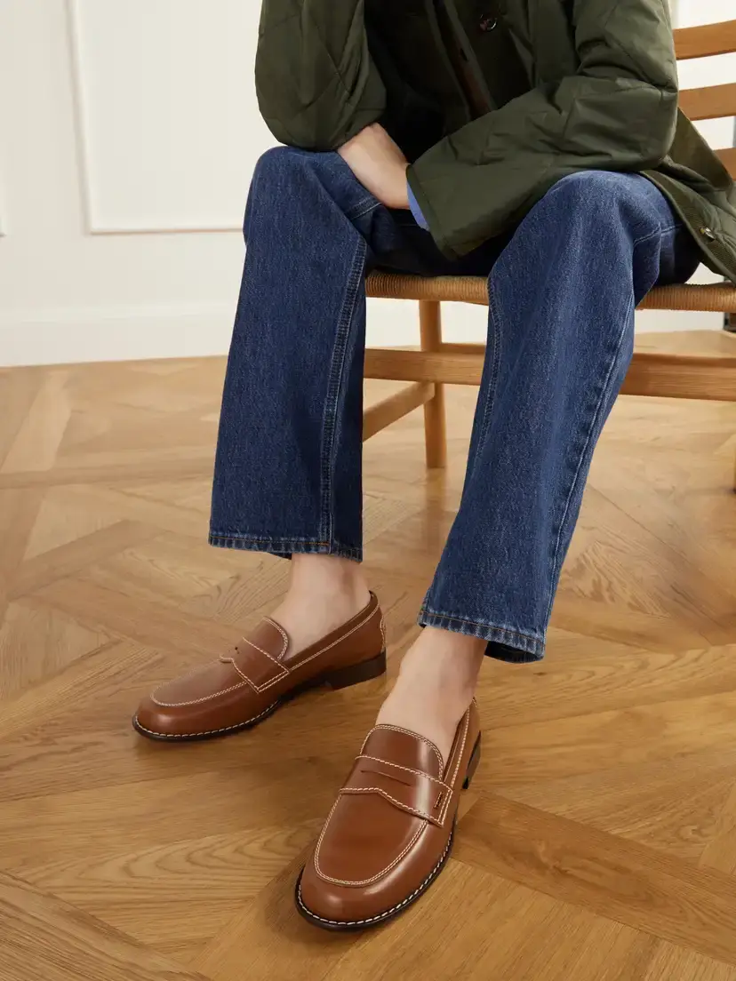 Tod's Logo-embellished Leather Loafers | Thumbnail 2 Tod's Logo-embellished Leather Loafers | Thumbnail 2