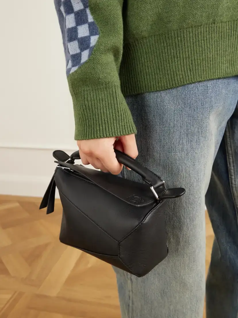 Loewe Puzzle Edge Mini Textured-leather Shoulder Bag | Thumbnail 2 Loewe Puzzle Edge Mini Textured-leather Shoulder Bag | Thumbnail 2